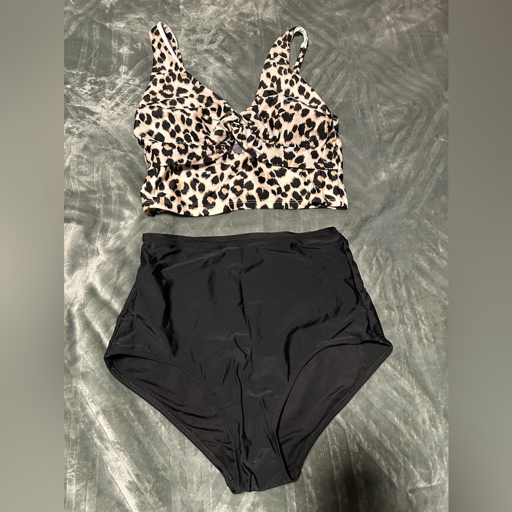 Bikini. Bottoms are high waisted.